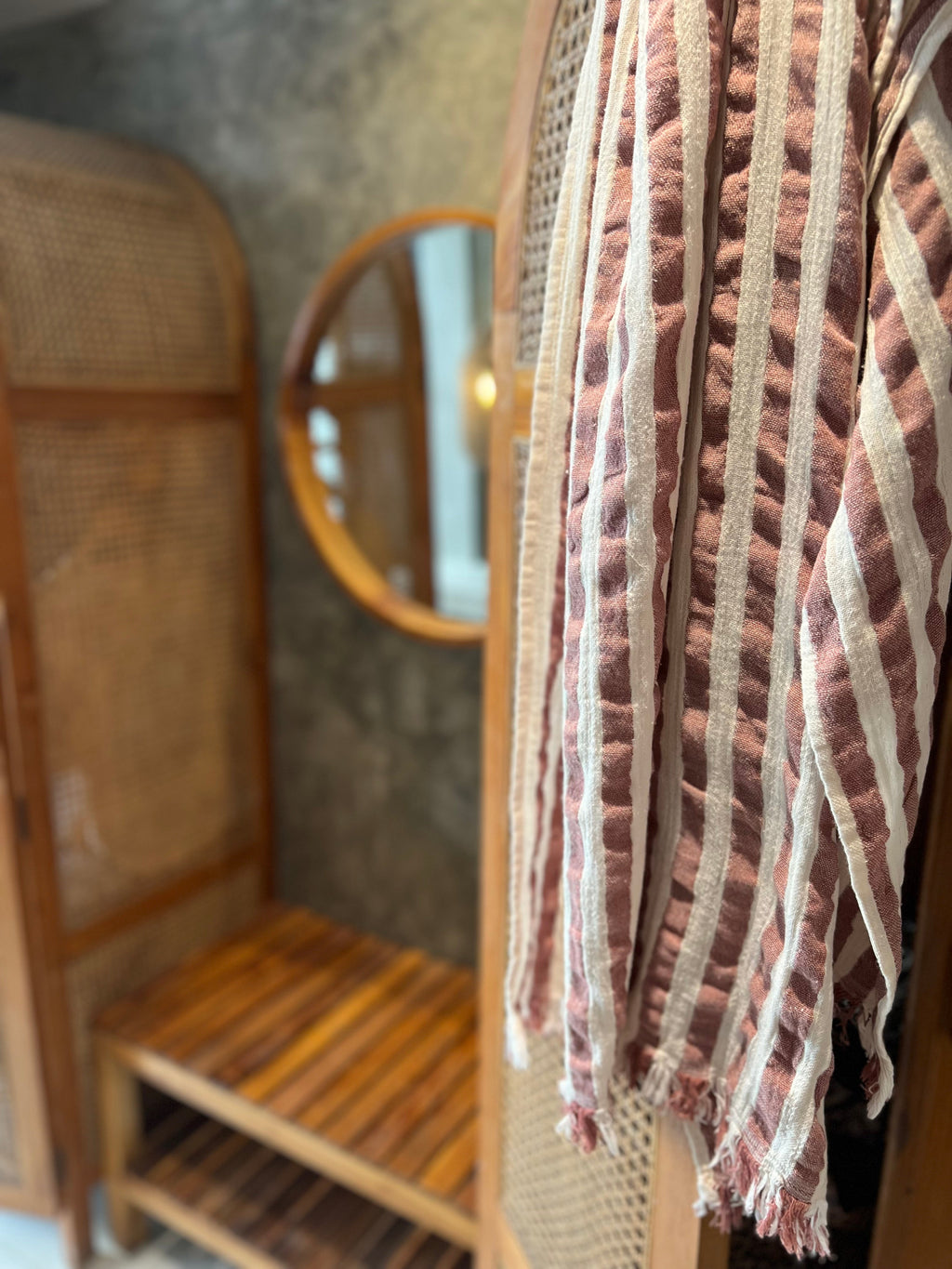 Melody Peshtemal Towel – Handwoven Turkish Hammam Towel in Bordeaux